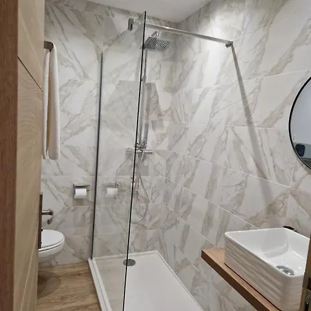 Apartment Ajaccio Climatise 4 Personnes Parking Gratuit Ajaccio (Corsica)