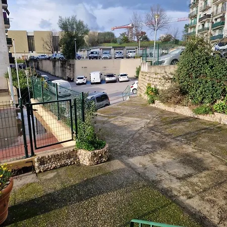 Proche Centre-ville Parking Gratuit Ajaccio (Corsica)