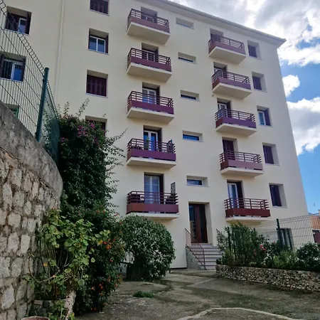 Ajaccio Climatise 4 Personnes Parking Gratuit