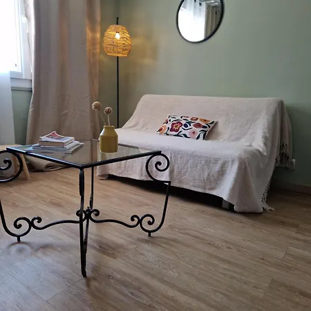 Proche Centre-ville Parking Gratuit Апартаменты *