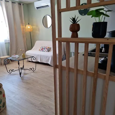 Proche Centre-ville Parking Gratuit Ajaccio (Corsica)