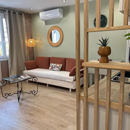 Proche Centre-ville Parking Gratuit Ajaccio (Corsica)