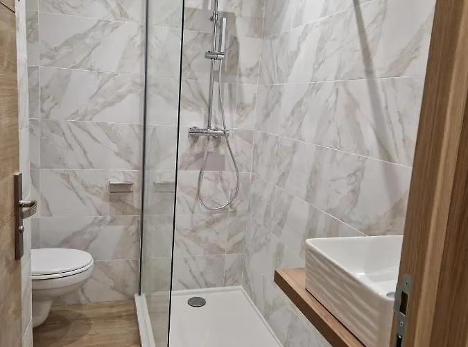 Proche Centre-ville Parking Gratuit * Аяччо