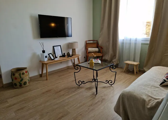 Appartement Proche Centre-ville Parking Gratuit